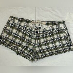 Vintage Y2K 2000s Hollister Olive & Cream Plaid Low Rise Short Shorts Sz 9.